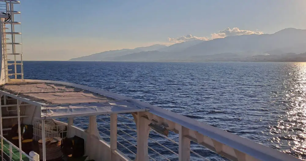 fähre nach messina am stretto di messina