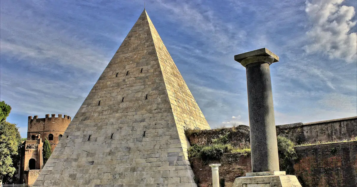 cestius pyramide