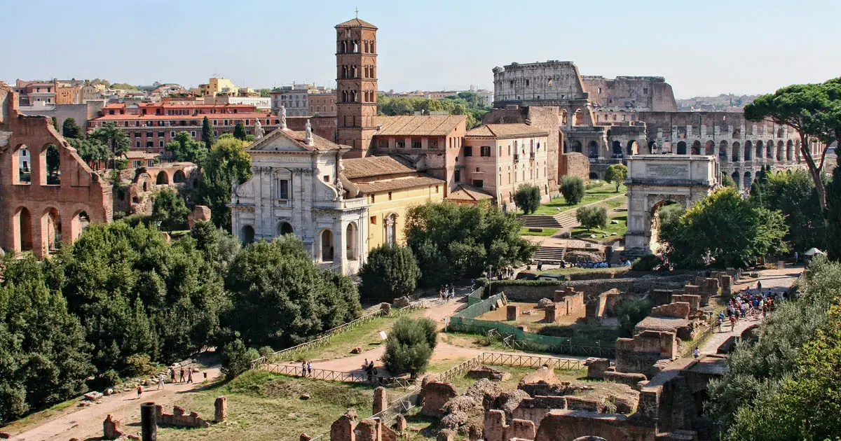 forum romanum und kolosseum