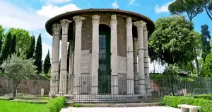 tempio di ercole vincitore am forum boarium