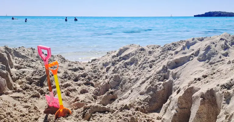 urlaub mit kindern am sandstrand