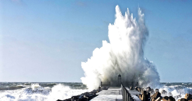 wert der beständigkeit - fels in der brandung