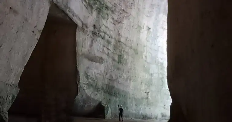 das ohr des dionysos syrakus